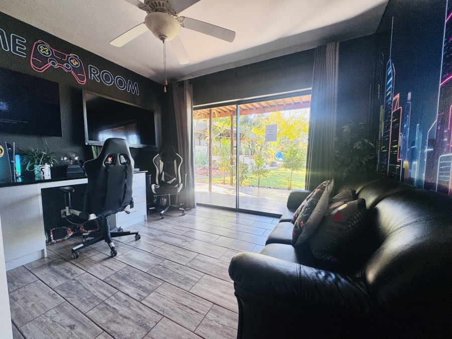 13 Bedroom Property for Sale in Wilkoppies North West